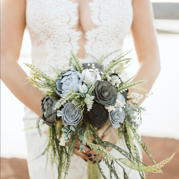 Sexy Gorgeous lace wedding dress! - Picture 2 of 7